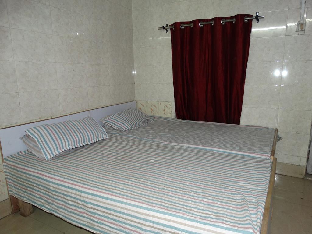 Goldy Guest House Варанасі Екстер'єр фото