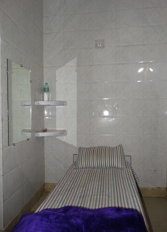 Goldy Guest House Варанасі Екстер'єр фото